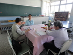林高塚委員及夏良宙委員與張介銘老師面談