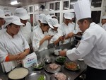 師父神手製作燒賣餡