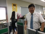 20170511感恩母親節致贈同仁康乃馨1