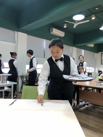 餐桌擺設