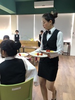 徒手上餐