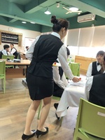 徒手上餐