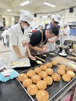 業師指導同學操作