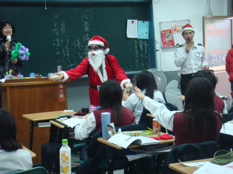 97聖誕節活動-聖誕老公公分享喜悅8