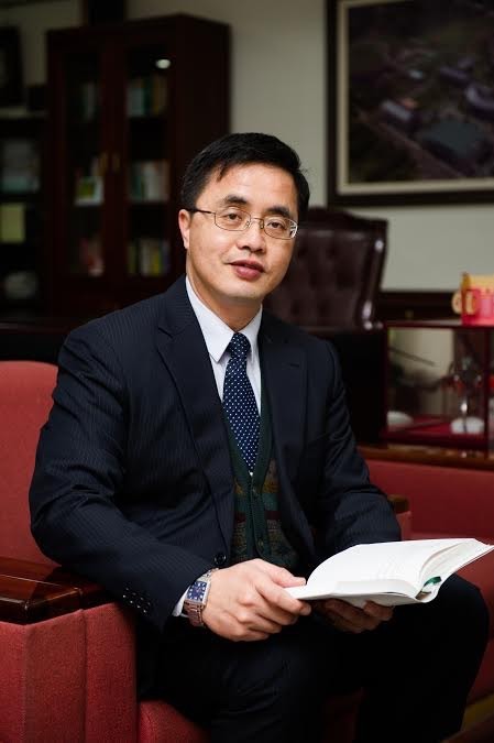 簡慶郎校長